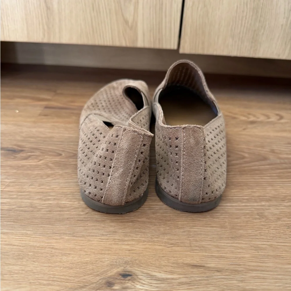 Lucky Brand Women’s Slip-On Loafers